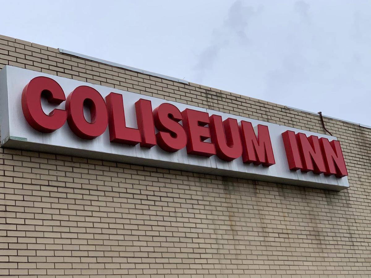 Coliseum Inn & Suites - Garden City Long Island East Meadow Kültér fotó